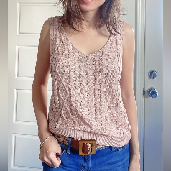 016 Dusty Pink Sleeveless V neck Knit Top - Picture 8 of 8